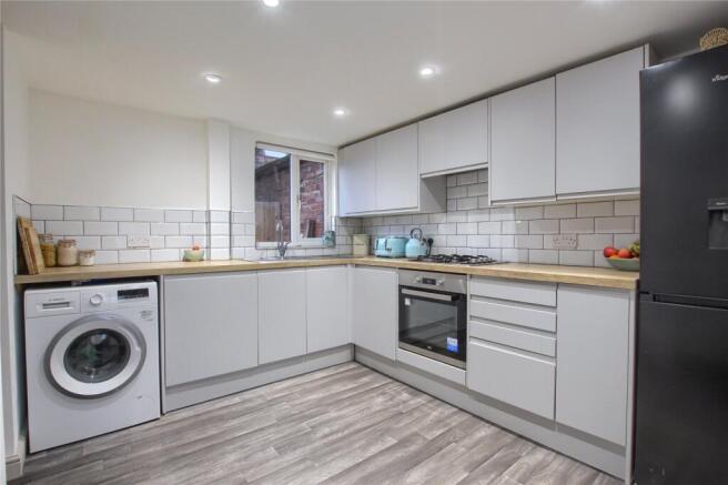 3 bed Semi-Detached for sale Image 7