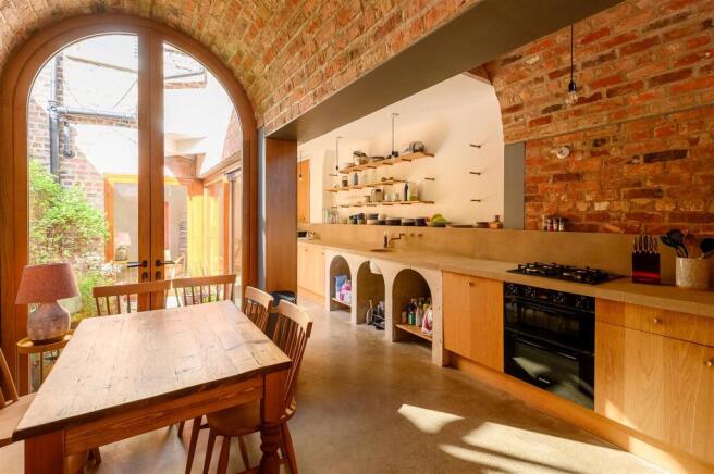 KITCHEN DINING