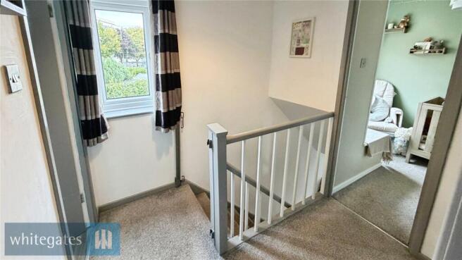 3 bed Semi-Detached for sale Image 9