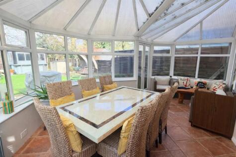 Fountains Road, Cheadle Hulme, Cheadle, SK8 7PY