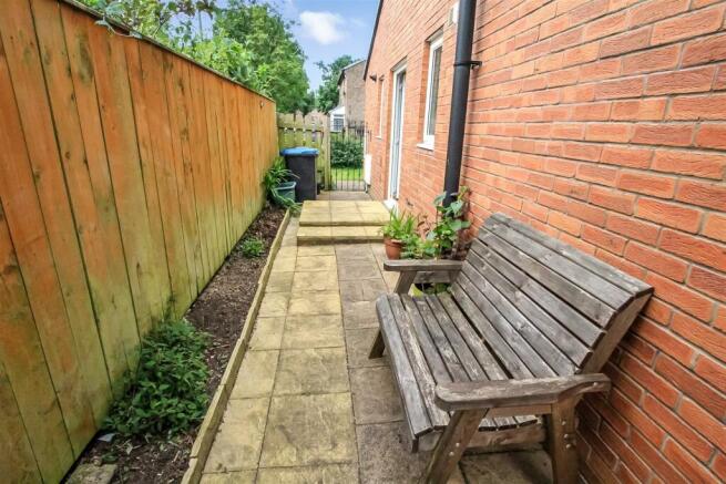 Side Garden.jpg