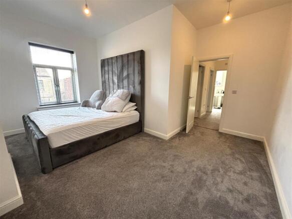 Victoria Place, Brighouse HD6 photo 4