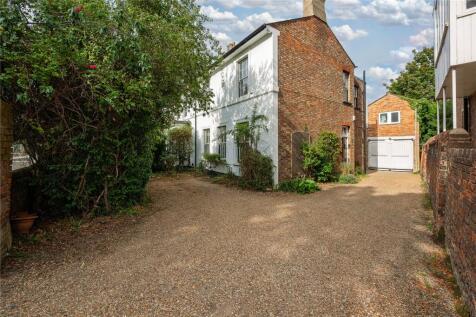 Kimbolton Road, Bedford, Bedfordshire, MK40