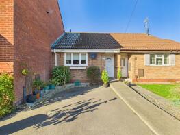 75, The Willows, Quedgeley, Gloucester GL2 4XG