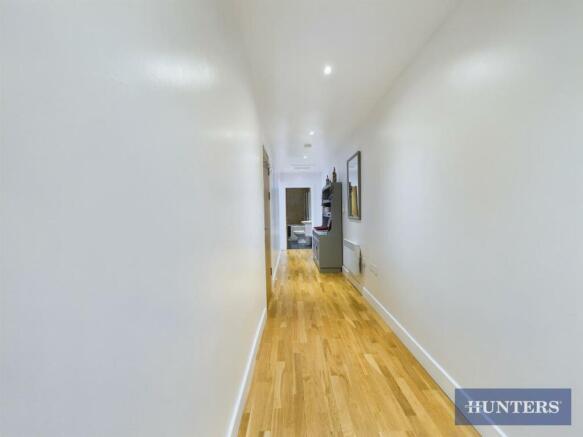 1 bed Apartment for sale Image 5