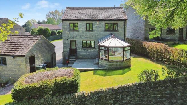 4 bed Detached for sale Image 6