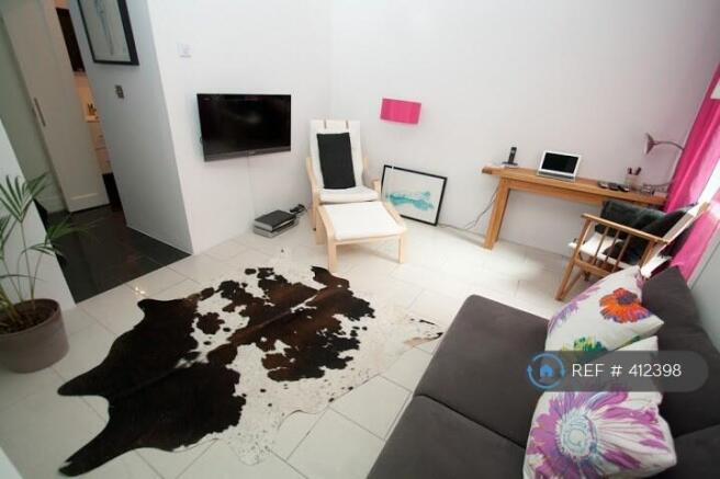 Bedroom / Lounge