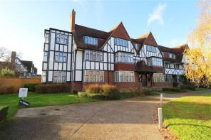 Flat 24, Oxford Court, Queens Drive, London W3 0HH