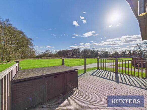 3 bed Park Home for sale Image 11