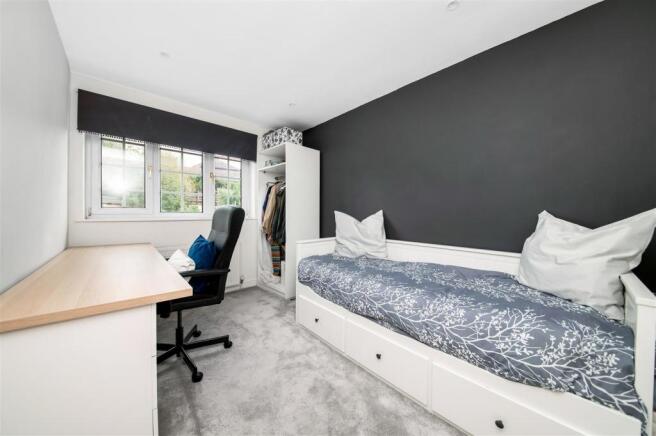 BEDROOM THREE (12 0  x 9 7 )