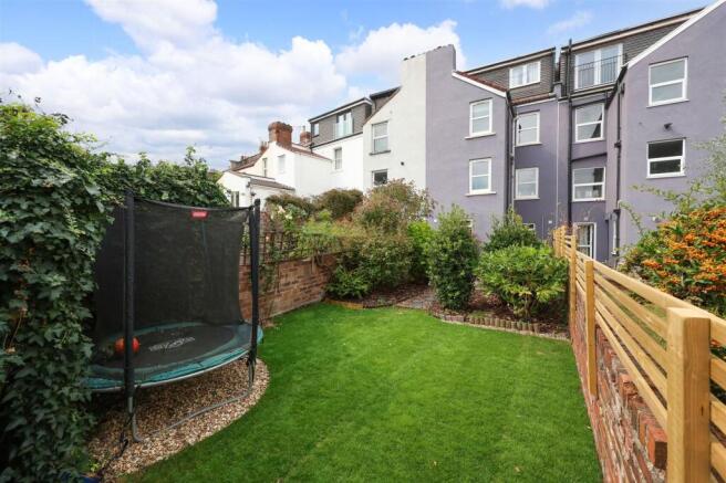 78 Bromley Road 6.JPG