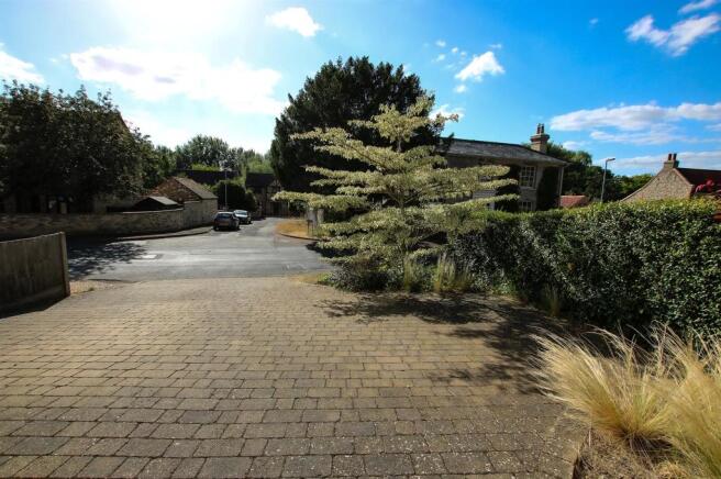 Driveway.jpg