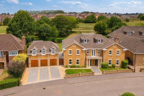 Turnberry Lane, Collingtree Park, Northamptonshire, NN4