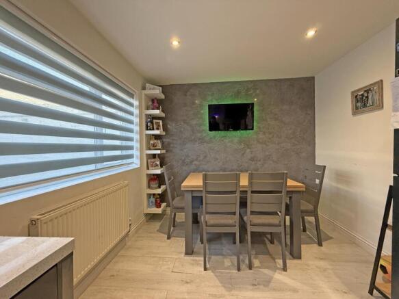 Coppice Gardens 3 - Dining Area.jpg