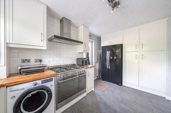 Kitchen Photo 3