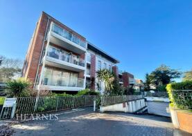 27, 8 Central Park, Branksome Wood Road, Bournemouth BH2 6BY