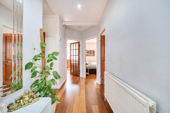 1442546-6-69d8f6e...