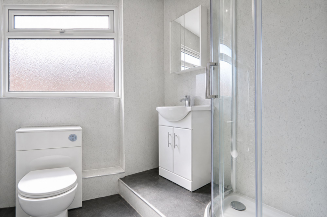 2 bed Semi-Detached Bungalow for sale Image 10