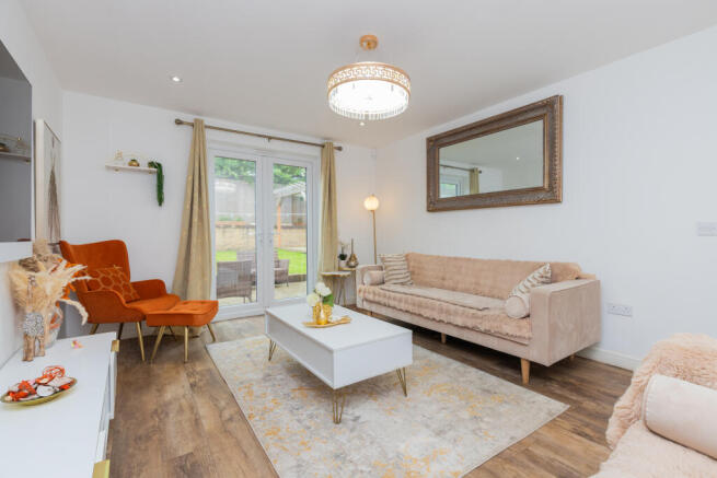 30 Minton avenue Hawkhead gardens Paisley PA2 7F