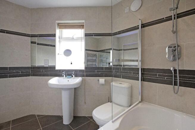 En Suite Bathroom