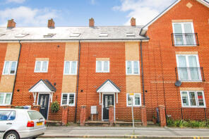 62c, Peabody Road, Farnborough GU14 6HA