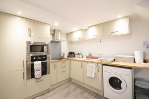 102, Harcourt Road, Sheffield S10 1DJ