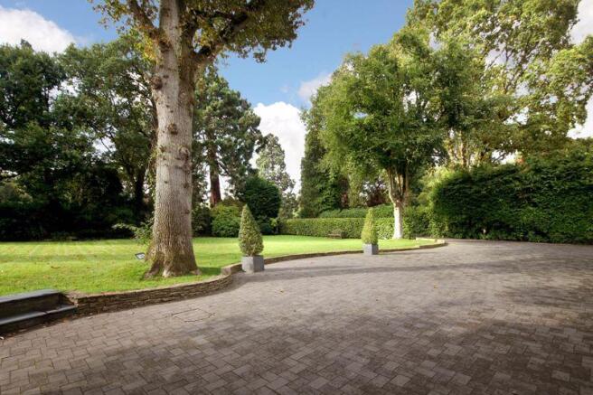 Front gardens