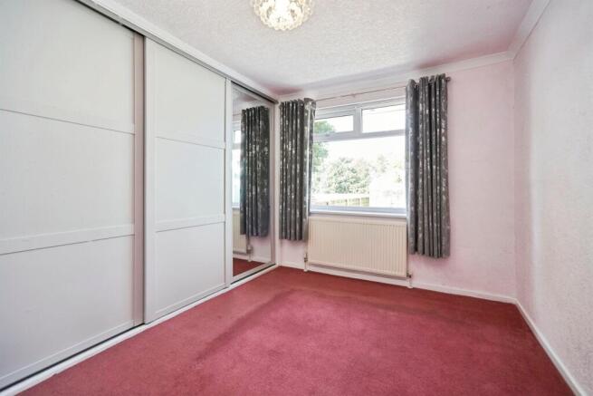 2 bed Semi-Detached Bungalow for sale Image 6