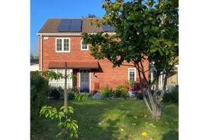 9, The Deer Leap, Kenilworth CV8 2HQ