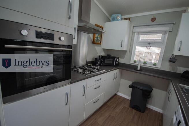 1 bed Park Home for sale Image 3