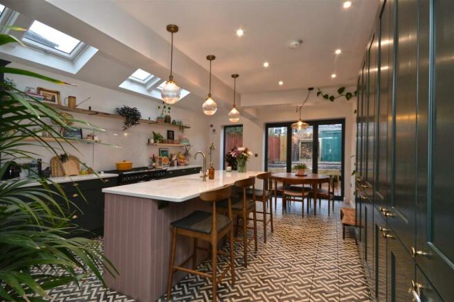 Kitchen/Dining Room