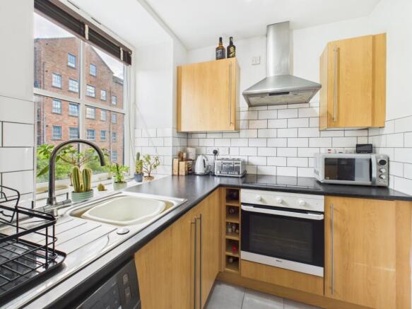 Flat 30 Millers Wharf, Corn Mill Lane, Stalybridge SK15 2EA photo 4