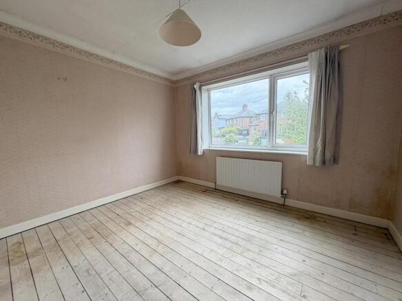 3 bed House for sale Image 6