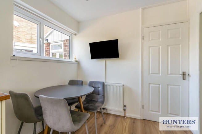 3 bed Semi-Detached Bungalow for sale Image 7