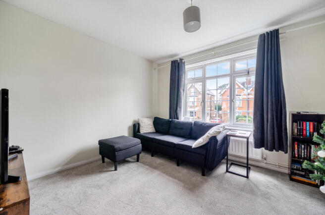 1393212-7-693fdc0...