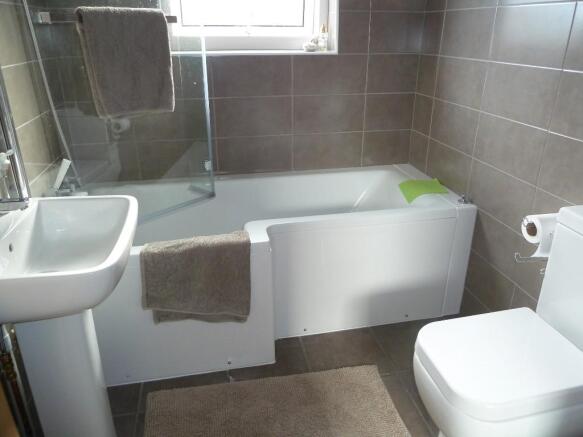 En-suite Bathroom