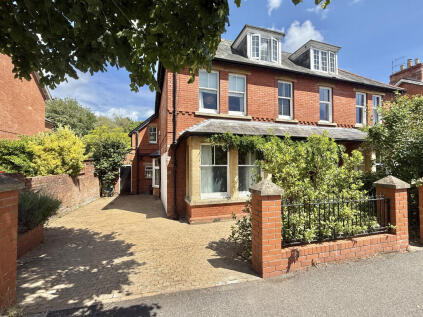 Grove Avenue, Yeovil, Somerset