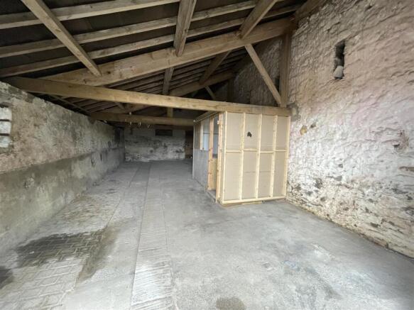 Unit 32, Hartley Fold