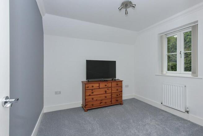 Oak-Bed-Three.jpg