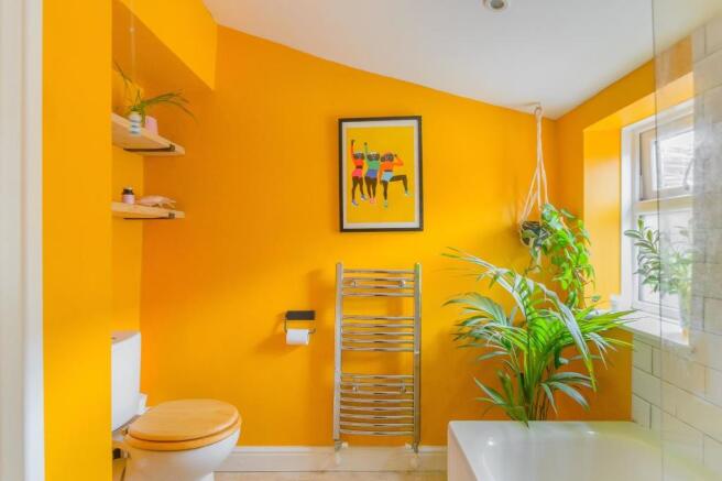DAORNOTLEB82 - Bathroom A.jpg