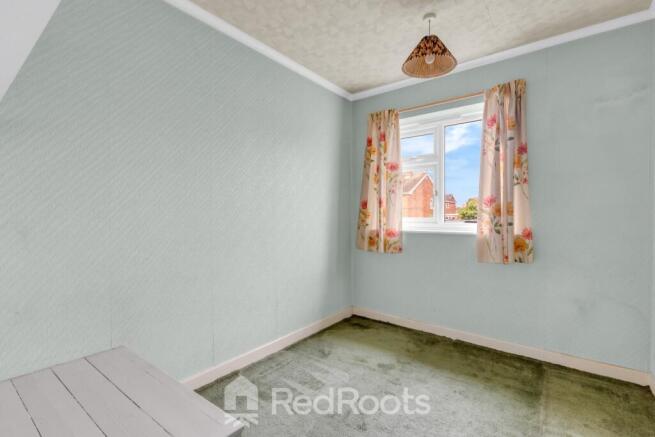 3 bed Semi-Detached for sale Image 10