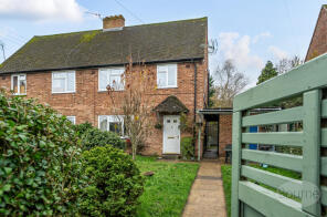 10a, Walden Cottages, Guildford GU3 2JB