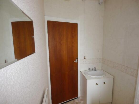 ADDITIONAL PHOTO