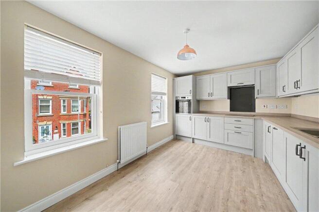 4 bed Terraced for sale Image 10