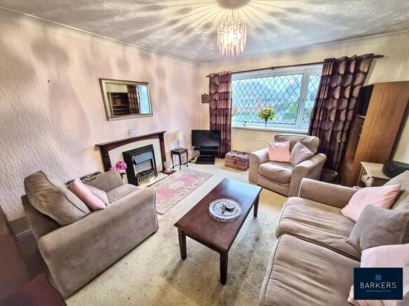2 bed Semi-Detached Bungalow for sale Image 6