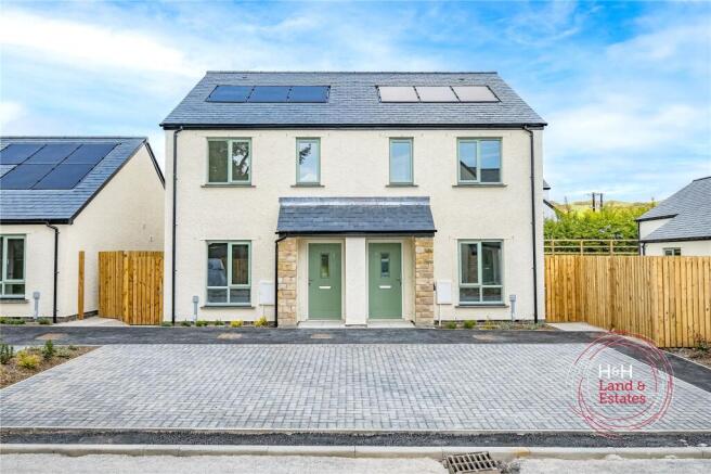 8 Swift Close