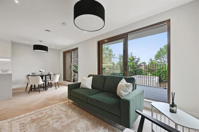AR - Show Flat, 42 Lynton Road33 (1).JPG