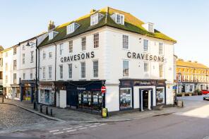2, Graveson House, Market Place, Hertford SG14 1FD