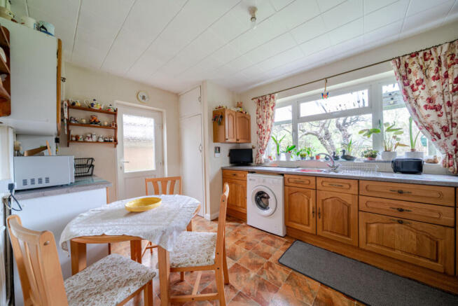 1437328-10-69cd54...