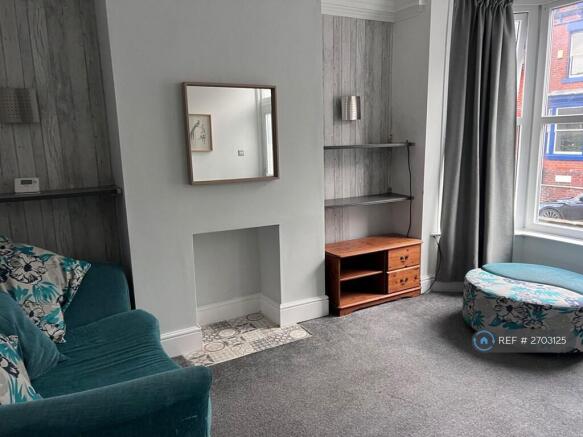 Large Cosy Living Room